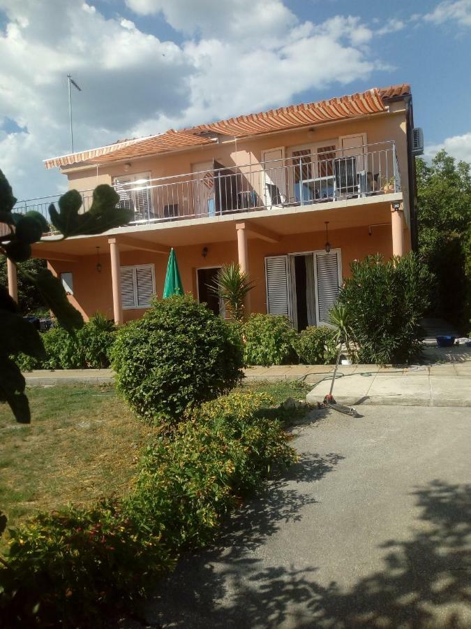 PakoštaneMendula公寓 外观 照片